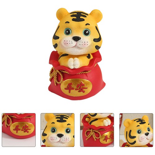 Small household animal - small,
