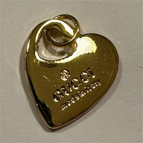 Gucci gold heart pendant charm - gucci,