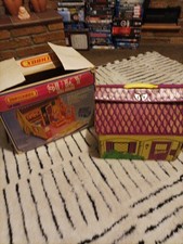 Matchbox Sukys Doll House 1976 With Box And Furniture No Doll