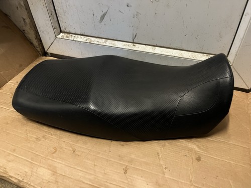 Yamaha xjr1300 seat - seat, a