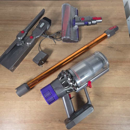 Dyson v10 cordless vacuum - dyson,