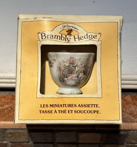 New old stock - old, royal