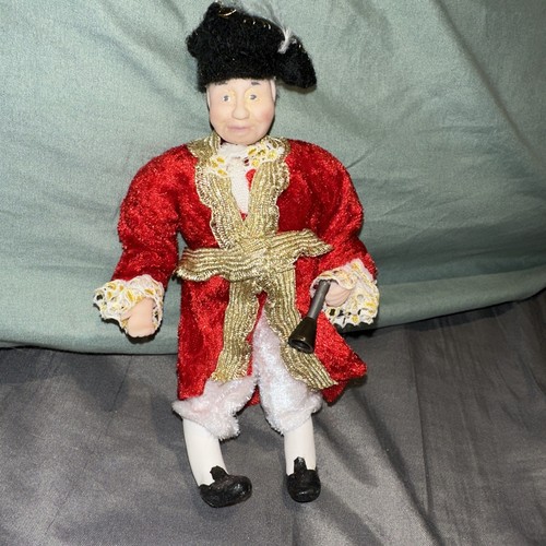 12th scale dolls - scale,