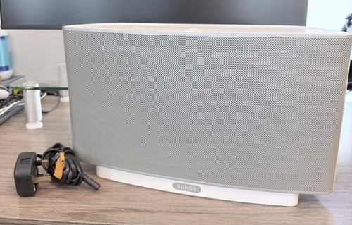 Sonos play wireless sound - play:5,