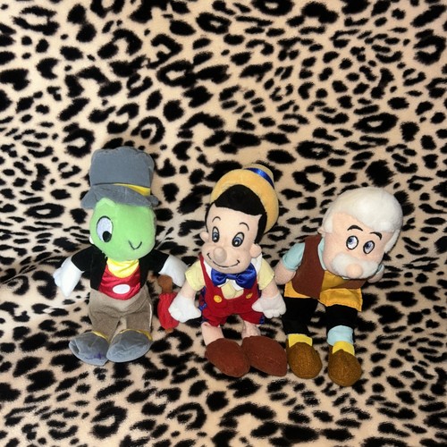 Vintage disney store pinocchio - vintage,
