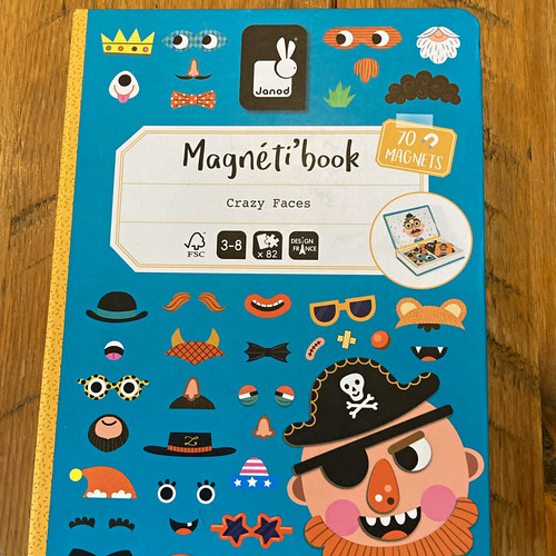 Janod magneti book crazy faces - janod,