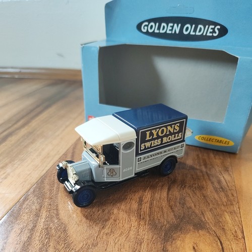 Corgi 61208 lyons swiss rolls - lyons,