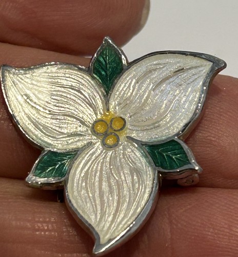 Vintage small enamelled flower - vintage,