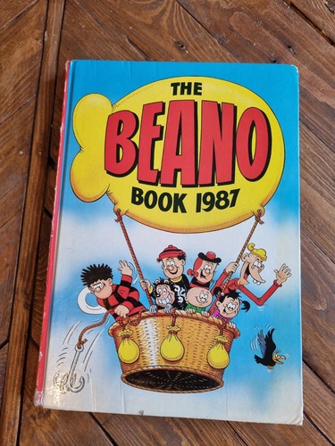 The beano book - book, 1987