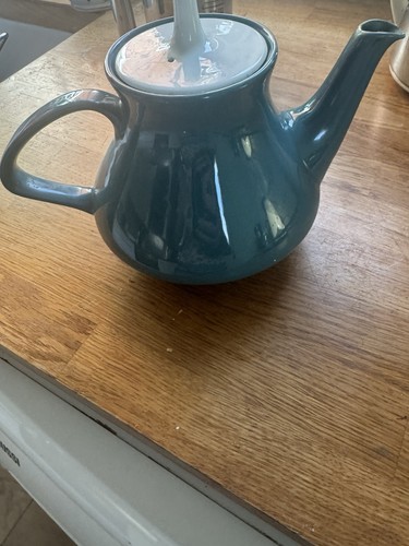 Poole pottery tea - tea, cup