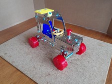 MECCANO  ?    NOT SURE IF IT