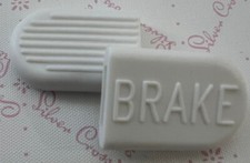 2 SILVER CROSS MARMET WILSON