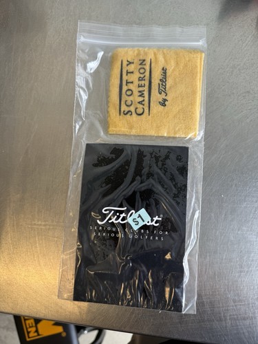 Scotty cameron titleist - by,