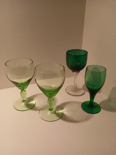 Small green glasses - small, 4