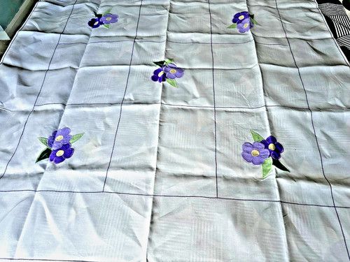 Old linen tablecloth 50x - 50x, 50"