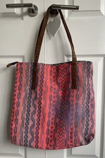 Roxy  Floral/asymmetric Design
