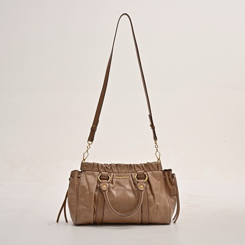 Miu vitello lux beige - vitello,