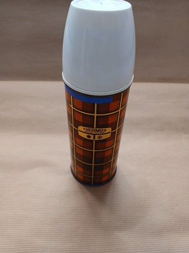 Vintage retro thermos - retro,