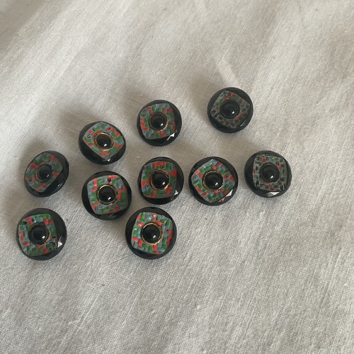 Vintage black glass - black,