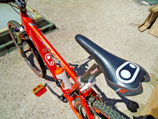 1999 RETRO ORANGE MSISLE