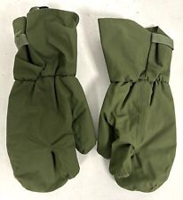 British Military Issue Green Mk.2 Waterproof Arctic Outer Mittens, Medium