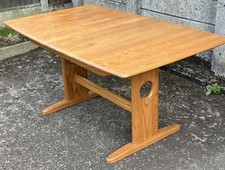 MODERN ERCOL WINDSOR  EXTENDING DINING TABLE CLEAN CONDITION 2 MAN DELIVERY