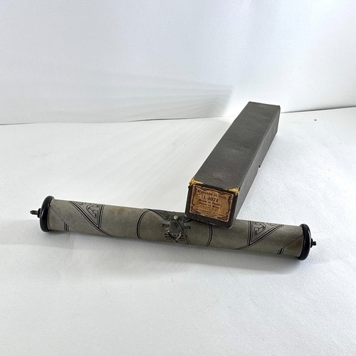 Antique note pianola - note, roll