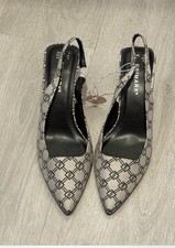 Pointy Kitty Heel Black &