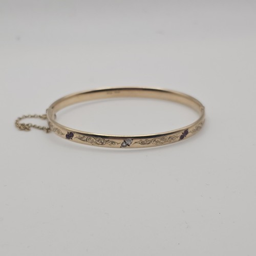 9ct yellow gold bangle - yellow,