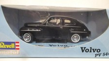 Revell 8886 1:18  VOLVO PV 544