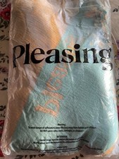 Harry  Styles Pleasing Pop Up