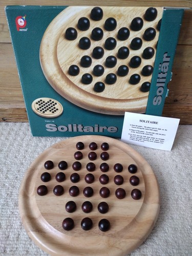 Wooden solitaire pintoy - solitaire,