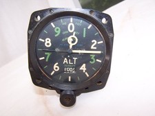 VINTAGE RAF AIRCRAFT ALTIMETER Ex WD Mk XIVA 6A/3380 WW2 or early post WW2