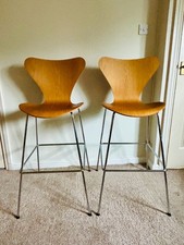 Fritz Hansen 3197 Series 7 Bar Stool in Wood Veneer Oak x 2 