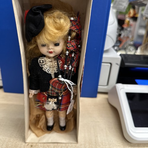 Rare 1950s pedigree doll - pedigree,