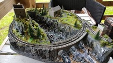 N GAUGE MICRO LAYOUT MADE TO ORDER BY MOUNTAIN LAKE MODEL RAILWAYS 