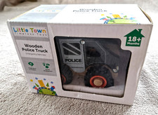 LITTLE TOWN Wooden Police