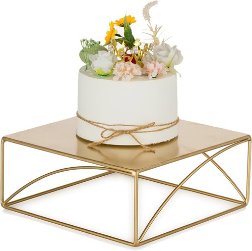 Gold cupcake cake - cupcake, stand
