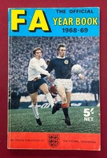 THE FA YEARBOOK 1968-69 - VERY