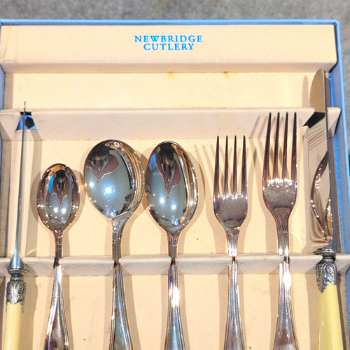 Newbridge cutlery boxed silver - boxed,