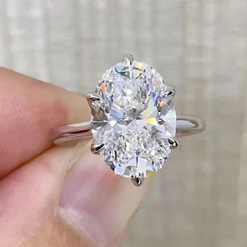 Oval cut natural - 2.00, ct