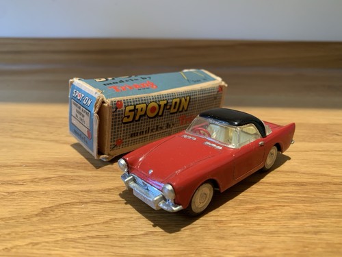 Triang spot sunbeam alpine - on,