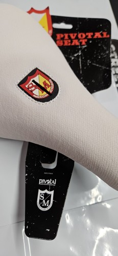 Bmx bike seat - s&m, pivotal