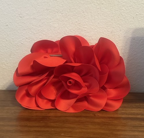 Sondra roberts red satin rose - roberts,