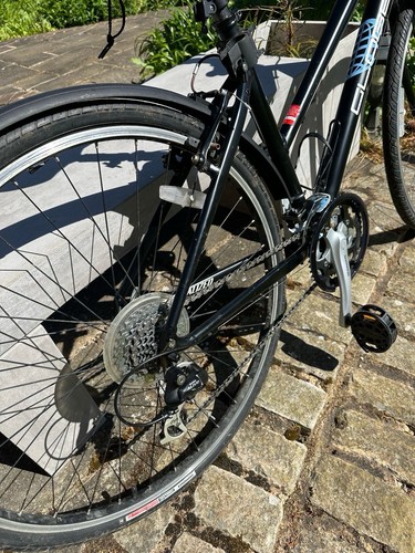 Globe sport specialised hybrid - specialised,