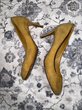 Women’s GUCCI Suede Mustard