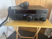Yaesu  FT-950 HF Transceiver