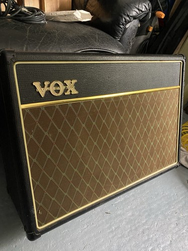 Vox ac15cc1 stereo valve combo - vox,