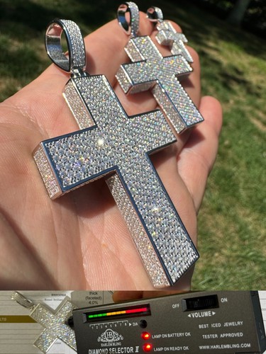 Moissanite big boss cross - 3d,