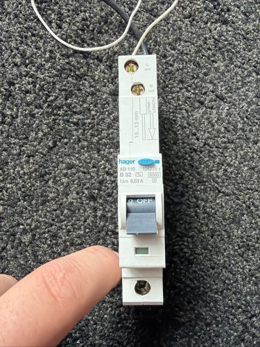 Hager ad110 32 amp - ad110,